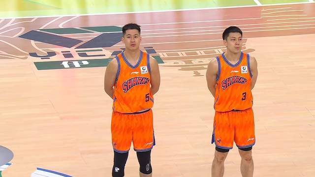 与山东会师,上海男篮赛季三杀广东,洛夫顿31+11 新星15分成奇兵